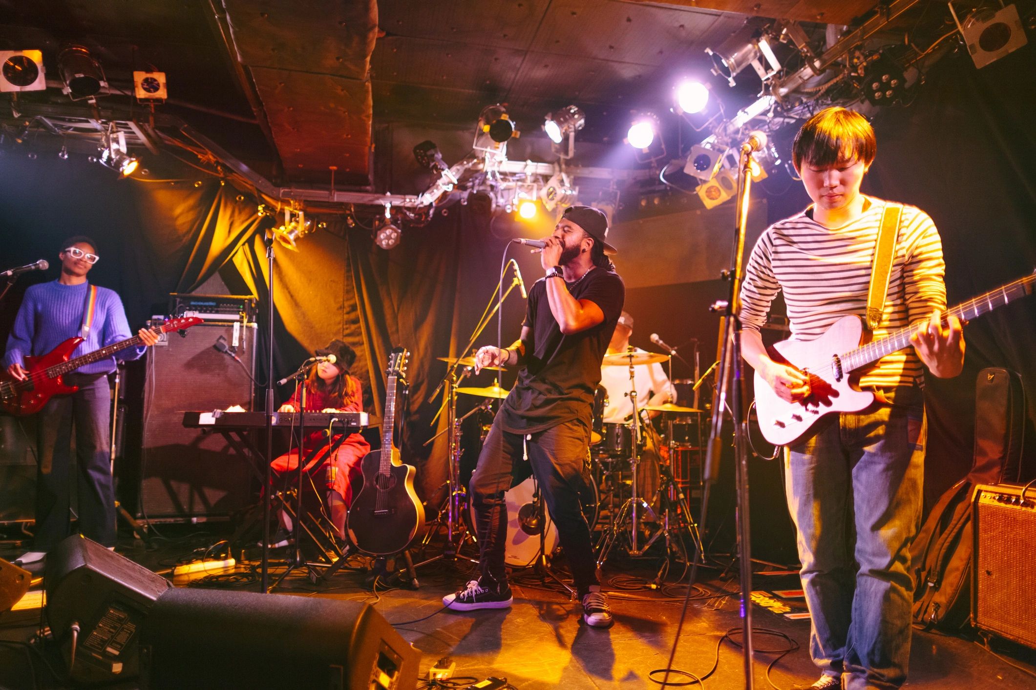dive bar stage